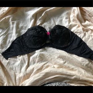 Size 36 dd/d Bernie dexter strapless bra